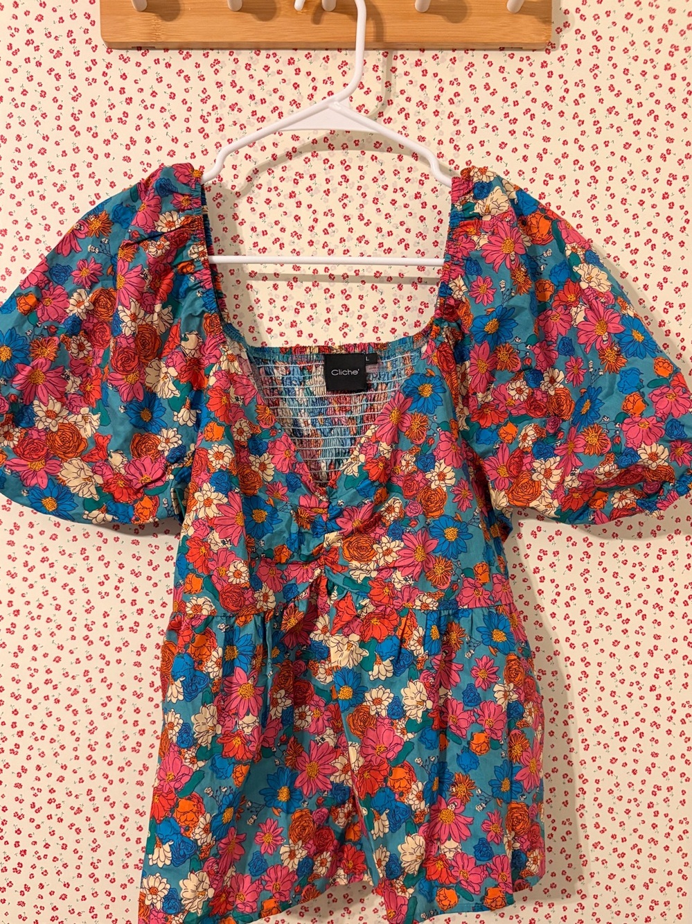 Floral Puff-Sleeve Women's Top
